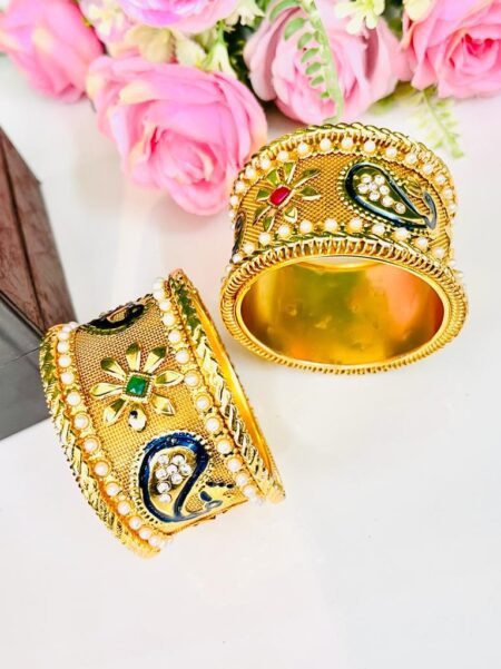 Beautiful Velvet RubbeBands In Ramdom Color  SR_2766