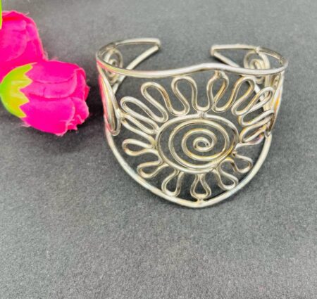 Beautiful Silver Hand Bracelet SR_4843