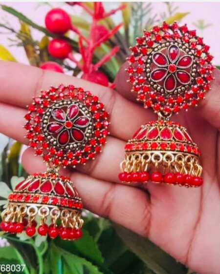 Beautiful metal fancy earring SR_9005