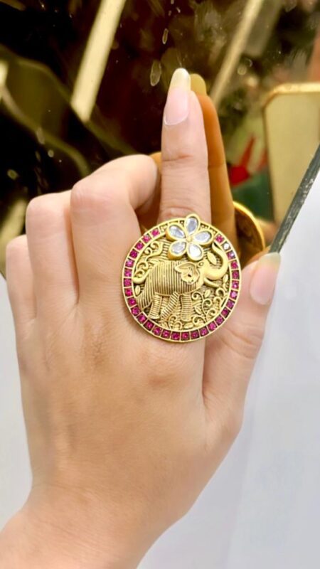 Beautiful Elephant Design Adjustable Ring (Pack of 1) SR_8001