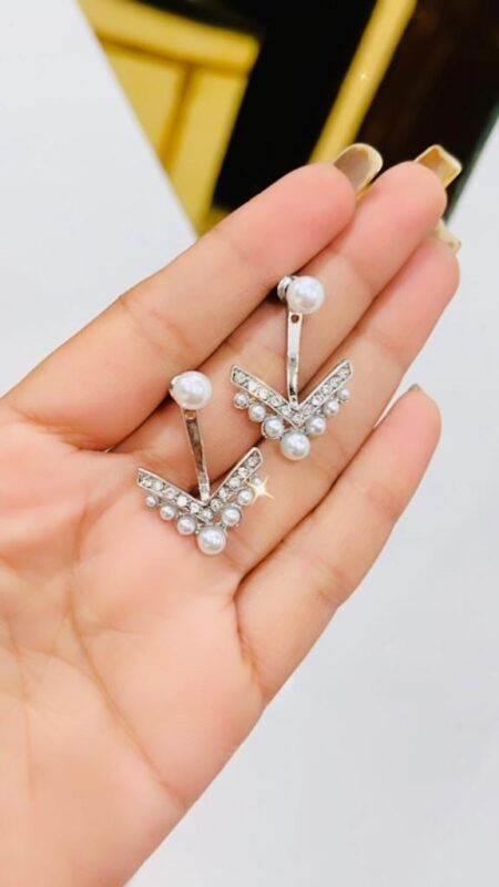 Beautiful Korean Pearl Earring SR_9175