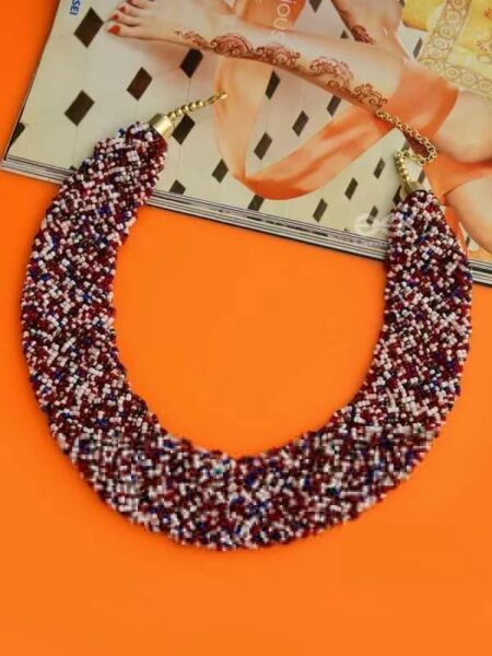 Sizzling Glittering Women Necklaces & Chains SR_9359