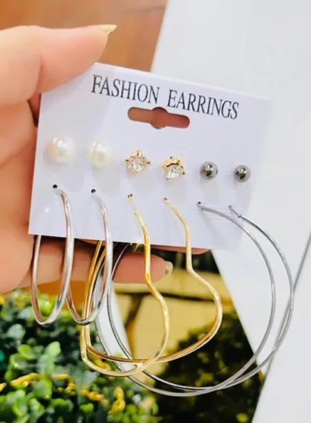 Trendy Gold-plated Pearl Alloy Stud Earring, Hoop Earring SR_10063