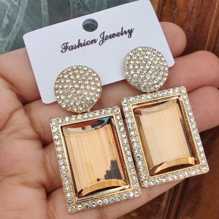 Pretty Premium Quality Stylish Diamond Earing SR_11522