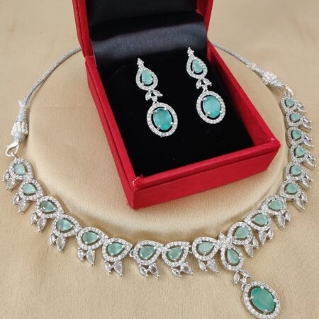 Precious Premium Quality Diamond Neaklace With Beautiful Earing SR_11665