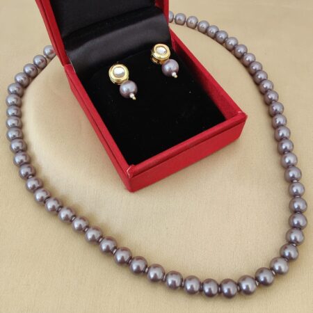 Pretty Beautifully Premium Quality Original Quality Pearl Neaklace With Beautiful Earings 💃💃💃💃💃💃💃💃💃💃💃 SR_15016