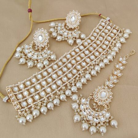 Pretty Beautifully Premium Quality Kundan Choker Neaklace With Beautiful Earings Tika 💃💃💃💃💃💃💃💃💃 SR_18819