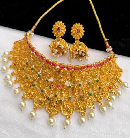 Pretty Premium Quality Gold Plated Chokker With Earring  💃💃💃💃💃💃💃💃💃 SR_19178