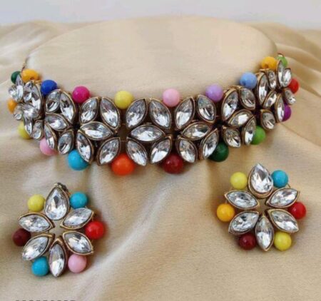 Beautiful multi Chick With Earring SR_19143