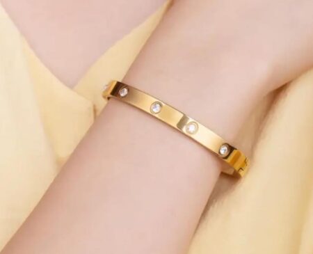 Gold Diamond Accent Bracelet SR_1526