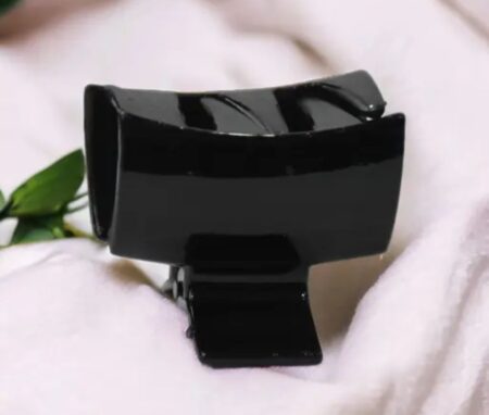 Black clip over your gathered hair; the teeth lock it securely(Pack of 1) SR_1598